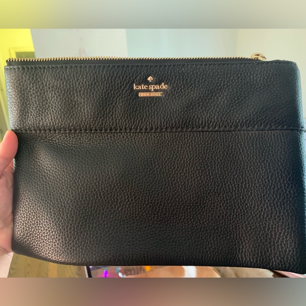 Black Leather Kate Spade Cluth